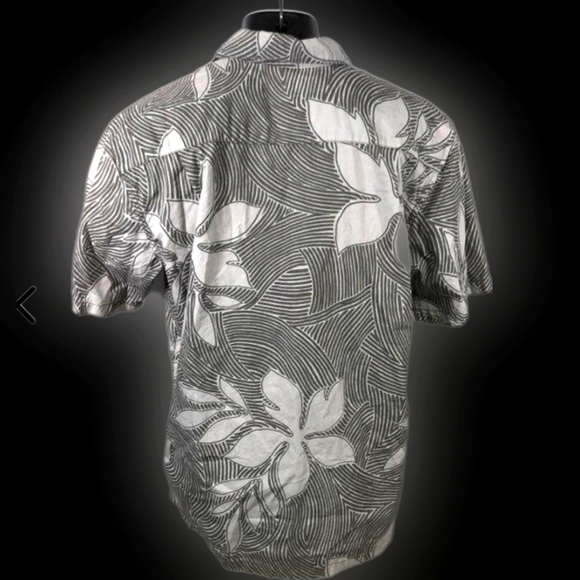 Quicksilver Hawaiian shirt - Picture 2 of 3